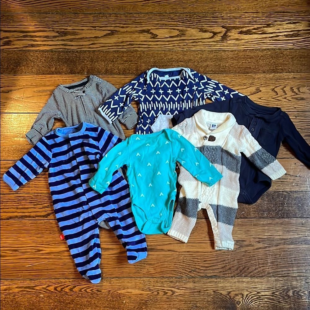Boys 3M 6 Piece Onesies Bundle